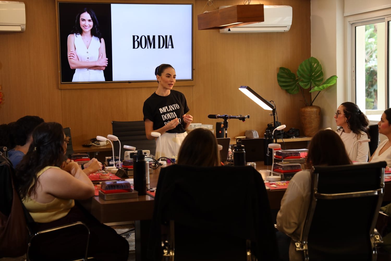 Foto: turma da imersão trabalhando
